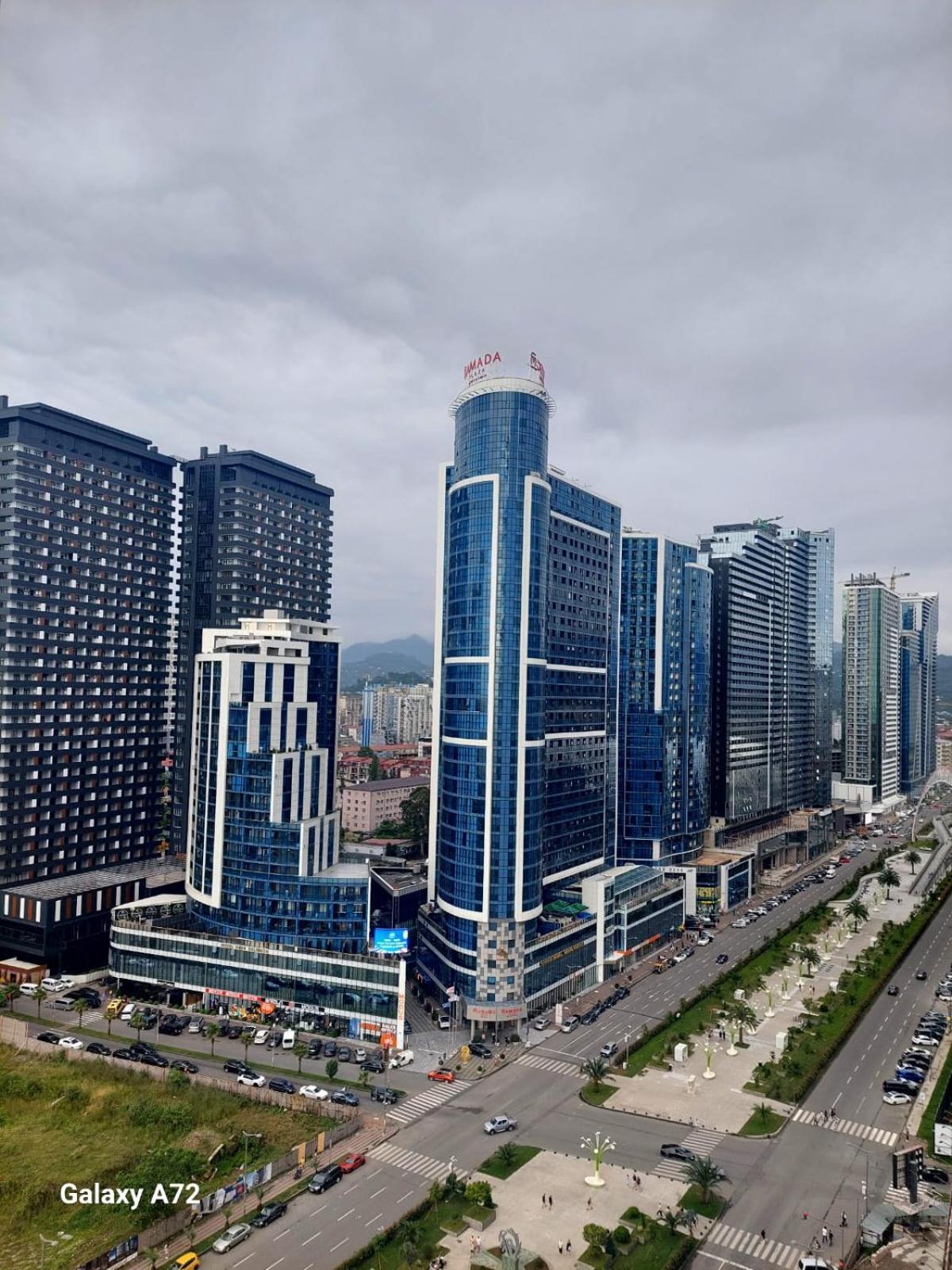 Natalia -Apartments In - Orbi City Батуми Екстериор снимка